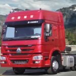 豪沃7 6X4 牵引车