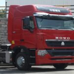 豪沃T7 4X2 牵引车
