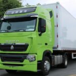 豪沃T7牵引车